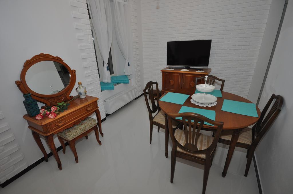 Mala Apartment Варшава Экстерьер фото